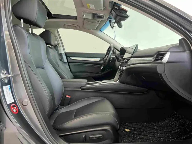 Honda Accord — Фото автомобиля 25