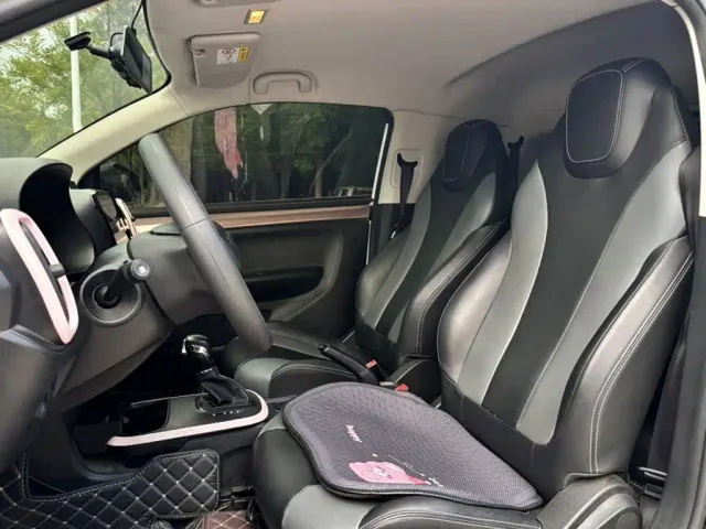 Roewe Clever — Фото автомобиля 11