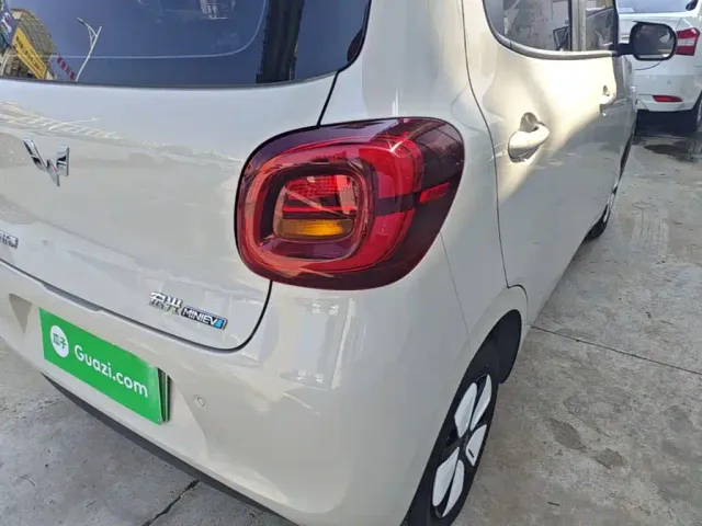 Wuling Hongguang Mini EV — Фото автомобиля 7