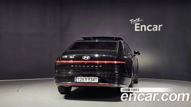 Hyundai Grandeur Grandeur (GN7) 3.5 Бензин 2WD — Фото автомобиля 4