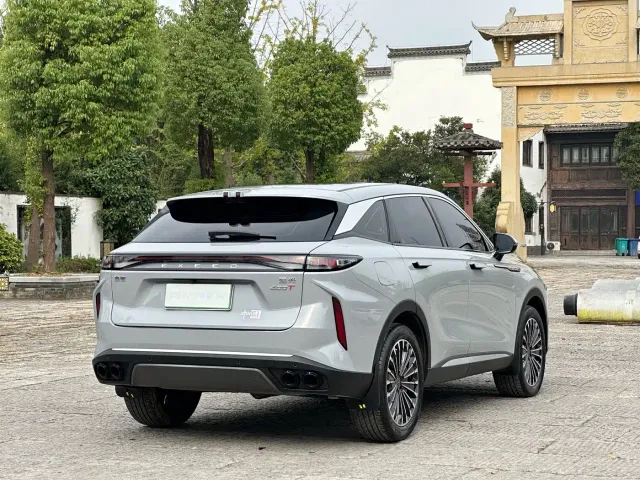 Exeed RX — Фото автомобиля 4