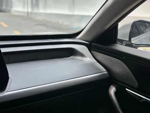 Xpeng P7 — Фото автомобиля 19