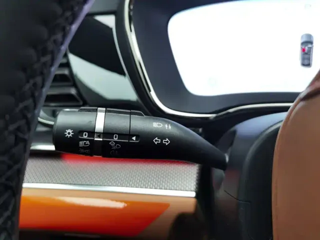 BYD Han 2022 DM-i 121KM Premium Edition — Фото автомобиля 21