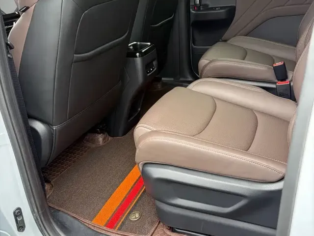 Wuling Motors Xingguang 730 New Energy 2025 Model Plug-in Hybrid Base Version — Фото автомобиля 10