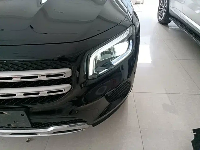 Mercedes-Benz GLB-Class — Фото автомобиля 23