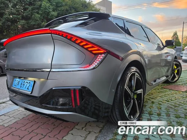 Kia EV6 — Фото автомобиля 6