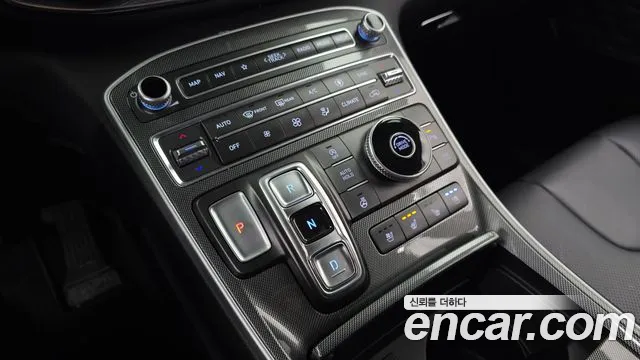 Hyundai Santa Fe — Фото автомобиля 12