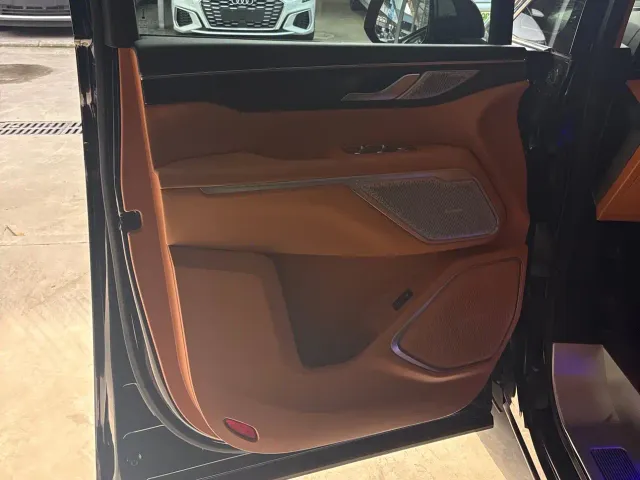 Wey Alpine — Фото автомобиля 5
