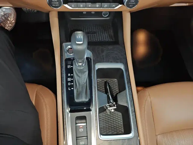 Nissan Teana — Фото автомобиля 19