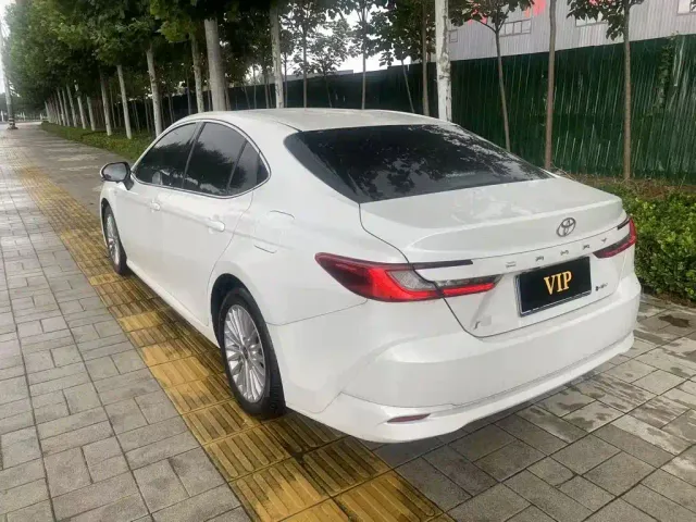 Toyota Camry — Фото автомобиля 6