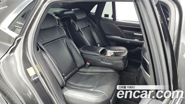 Genesis G90 Бензин 3.5 турбо AWD — Фото автомобиля 12