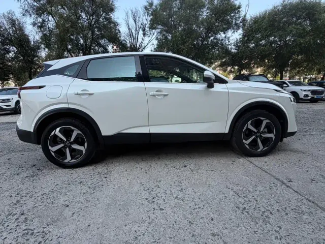 Nissan Qashqai — Фото автомобиля 7