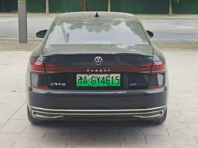 Volkswagen Passat — Фото автомобиля 8
