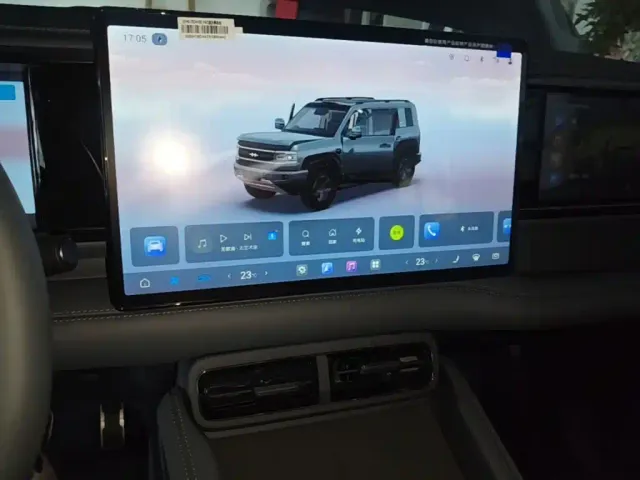 BYD FangChengBao Leopard 5 — Фото автомобиля 12