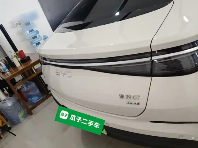 BYD Seal 07 DM-i — Фото автомобиля 5
