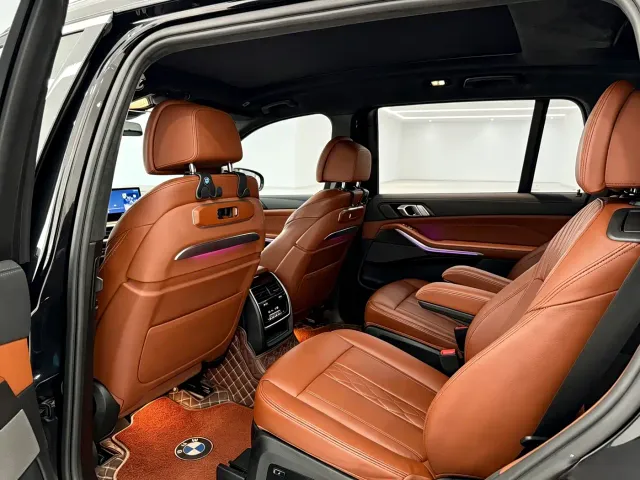 BMW X7 — Фото автомобиля 5