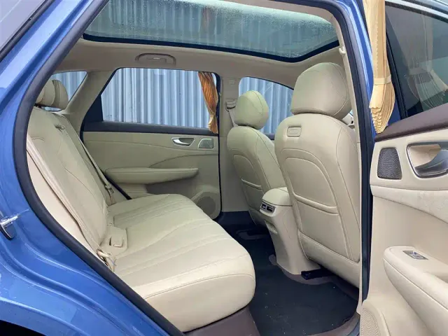 Shangjie SUV — Фото автомобиля 15