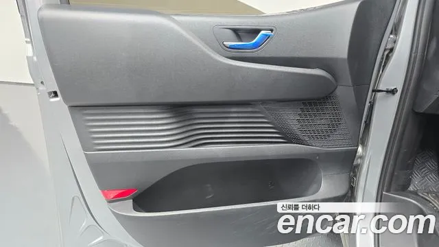Hyundai Staria — Фото автомобиля 14