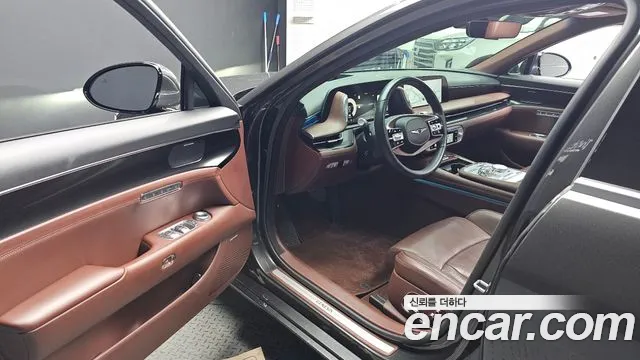 Genesis G90 Бензин 3.5 турбо AWD — Фото автомобиля 10