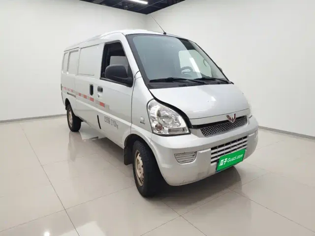 Wuling Rongguang — Фото автомобиля 23