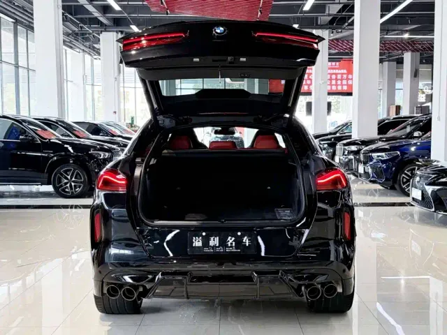 BMW X6 M — Фото автомобиля 7