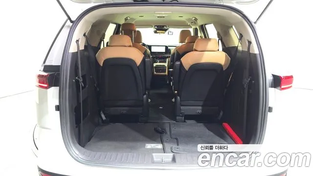 Kia Carnival 4th Gen — Фото автомобиля 22