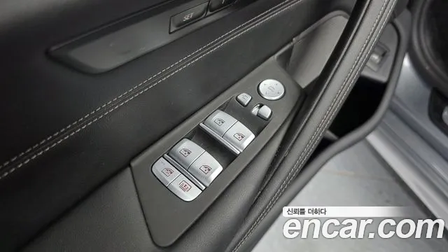 BMW 5-Series — Фото автомобиля 23