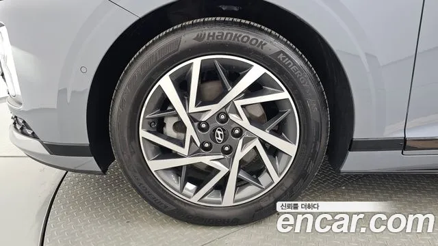 Hyundai Grandeur GN7 — Фото автомобиля 4