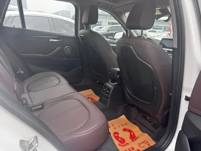 BMW X1 — Фото автомобиля 15