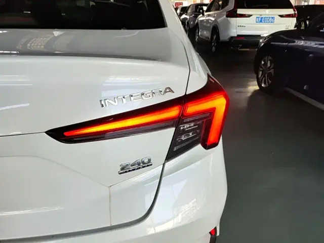 Honda Integra — Фото автомобиля 7
