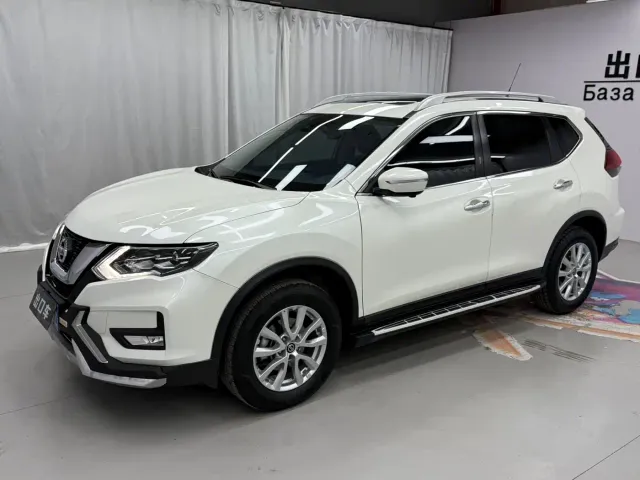 Фотография автомобиля — Nissan X-Trail