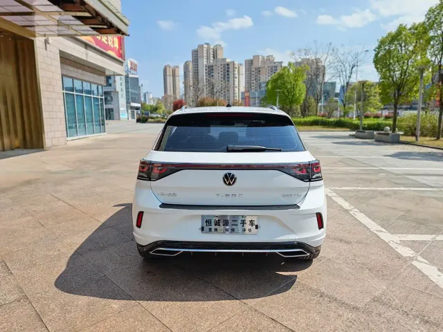 Volkswagen T-Roc — Фото автомобиля 9