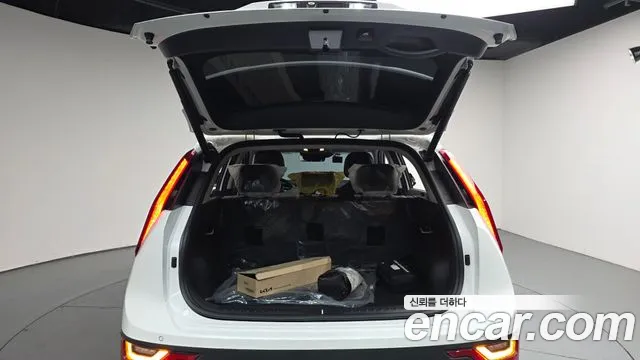 Kia Niro The All New Niro — Фото автомобиля 20