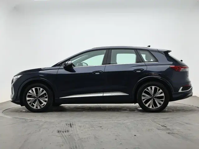 Audi Q4 e-tron — Фото автомобиля 6