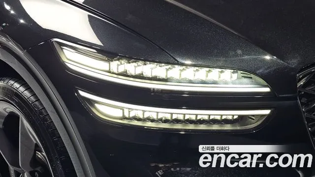 Genesis GV70 — Фото автомобиля 22