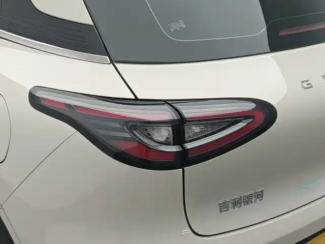 Geely Starry Wish — Фото автомобиля 11