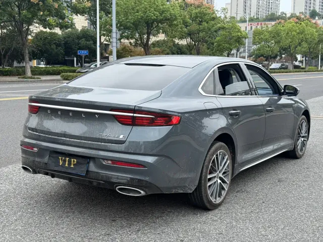 Geely Xingrui — Фото автомобиля 10