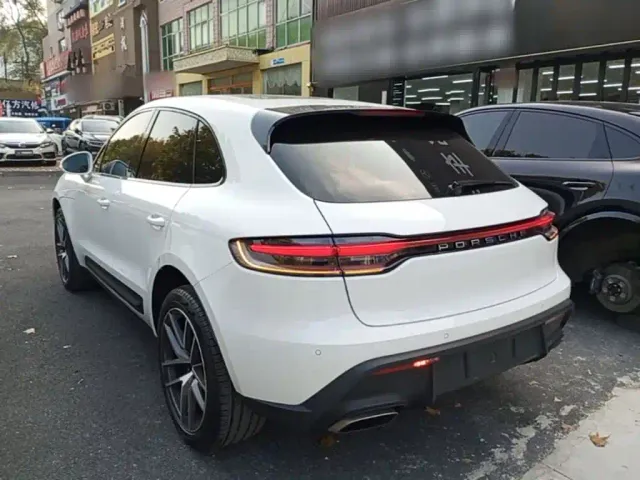 Porsche Macan — Фото автомобиля 4