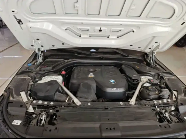 BMW 5 Series — Фото автомобиля 7