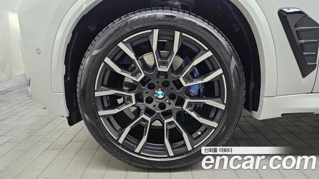 BMW X5 xDrive 40i M Sport — Фото автомобиля 5