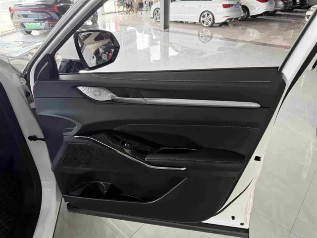 Haval H6 — Фото автомобиля 14