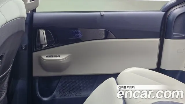 Kia Carnival 4th Gen — Фото автомобиля 14