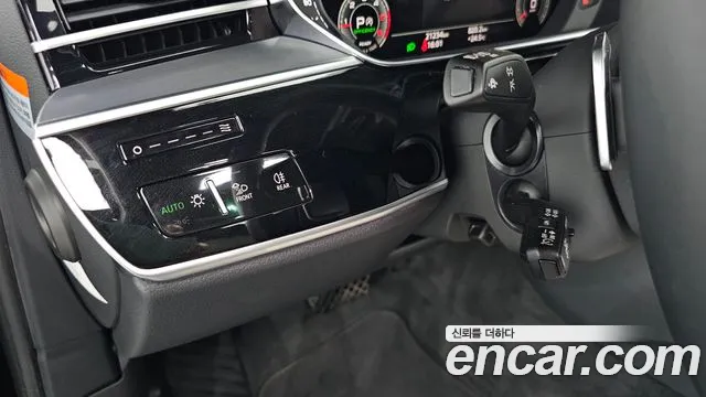 Audi A8 50 TDI quattro Premium — Фото автомобиля 17