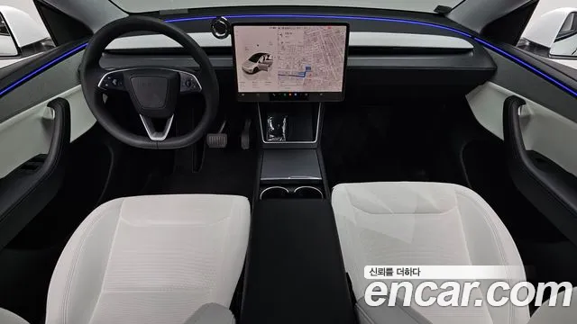 Tesla Model Y — Фото автомобиля 6