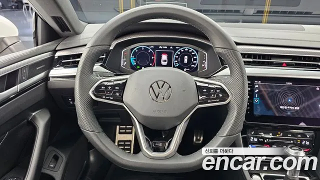 Volkswagen Arteon Arteon 2.0 TDI R-LINE 4Motion — Фото автомобиля 13