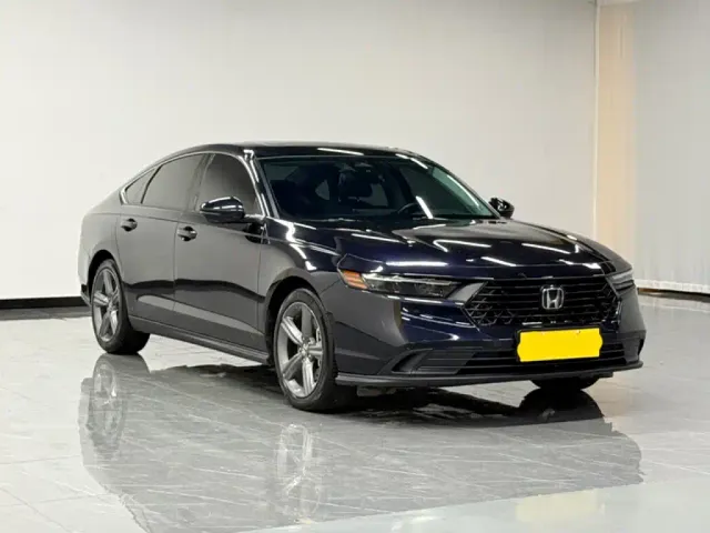 Honda Accord — Фото автомобиля 6