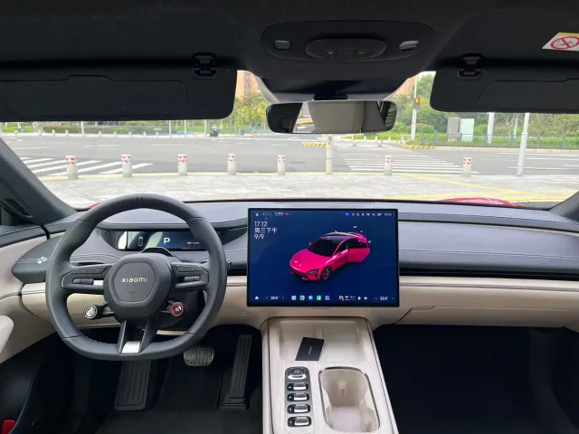 Xiaomi SU7 — Фото автомобиля 10