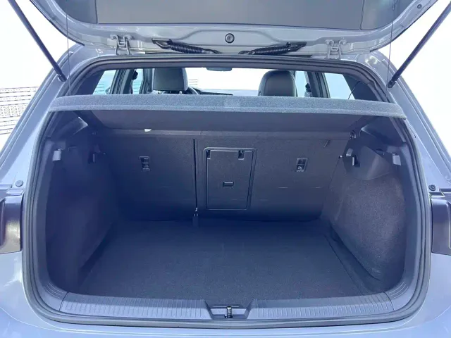 Volkswagen Golf — Фото автомобиля 17
