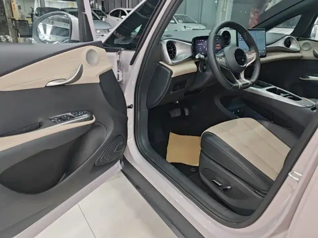BYD Dolphin — Фото автомобиля 15