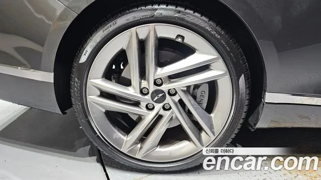 Genesis G80 RG3 — Фото автомобиля 5
